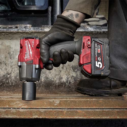Máy siết bu lông Milwaukee M18 FMTIW2F12-0X0 ( Chưa Pin & Sạc )